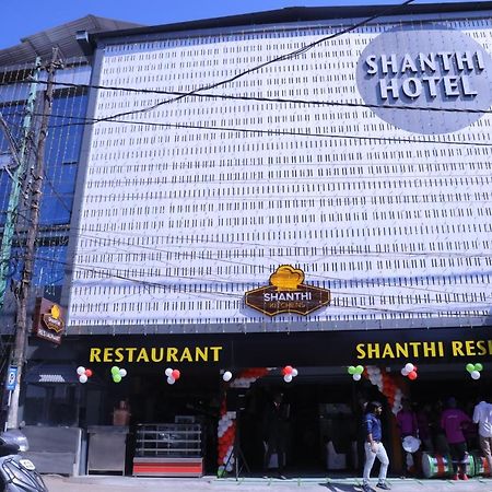 Shanthi Residency Pathanāmthitta Zewnętrze zdjęcie