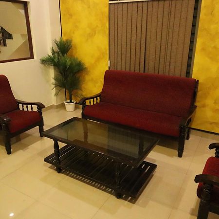 Shanthi Residency Pathanāmthitta Zewnętrze zdjęcie