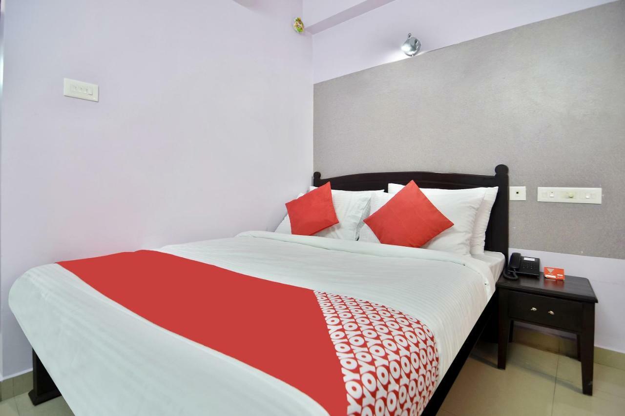 Shanthi Residency Pathanāmthitta Zewnętrze zdjęcie