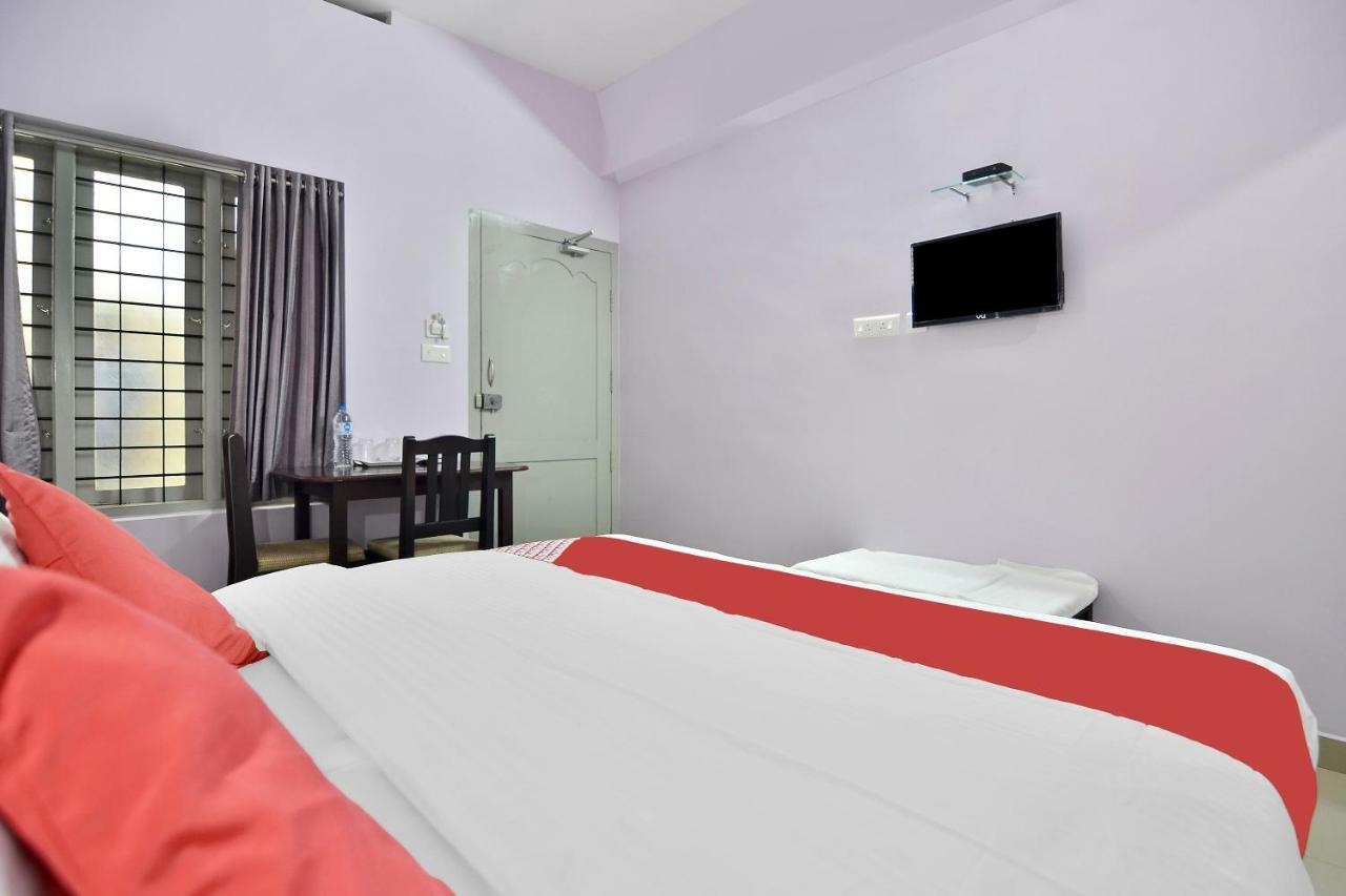 Shanthi Residency Pathanāmthitta Zewnętrze zdjęcie